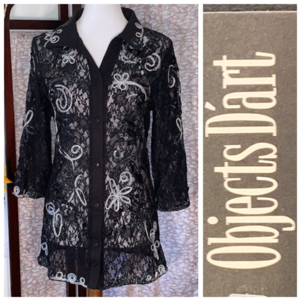 Objects D’art NWT black embroidered lace blouse.